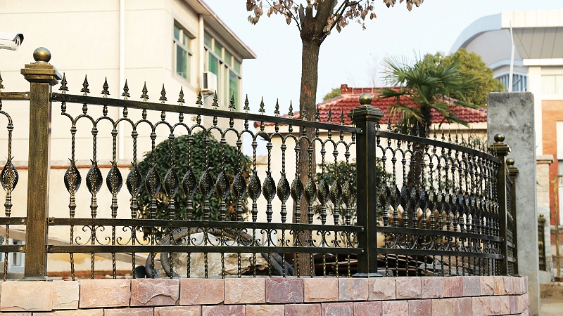 铁艺围墙庭院护栏