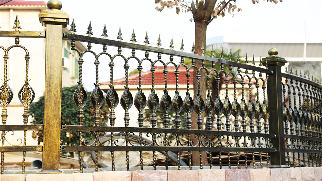 铁艺围墙庭院护栏表面的油漆工艺小知识，你了解多少？