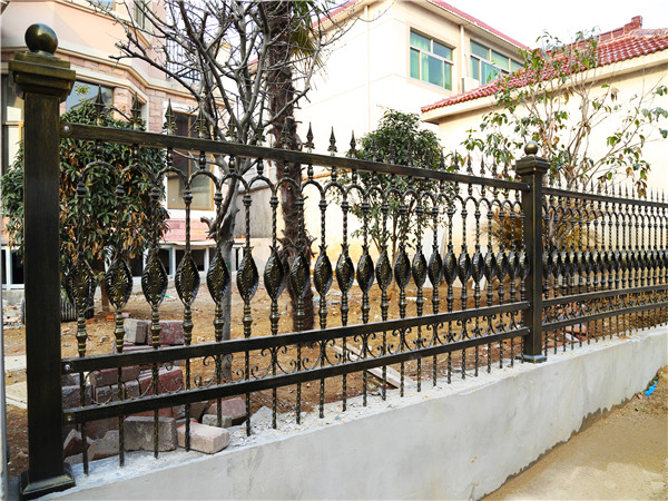别墅铁艺庭院护栏