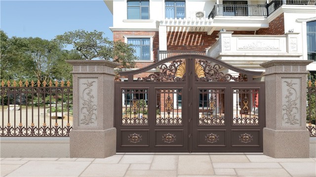 <i style='color:red'>铝艺庭院住宅大门</i>安装好后，需要怎样使用寿命才更长久呢？