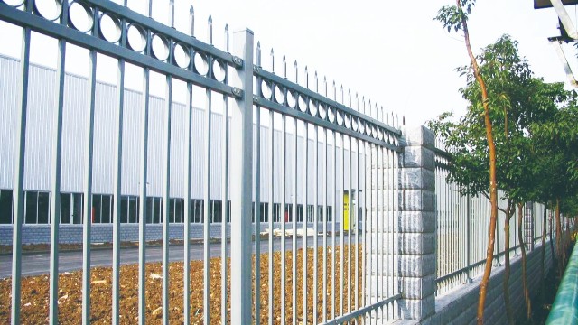 组装式锌钢护栏有什么优势